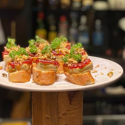 Barcelona Historic Walking Tour and Food Experience 2