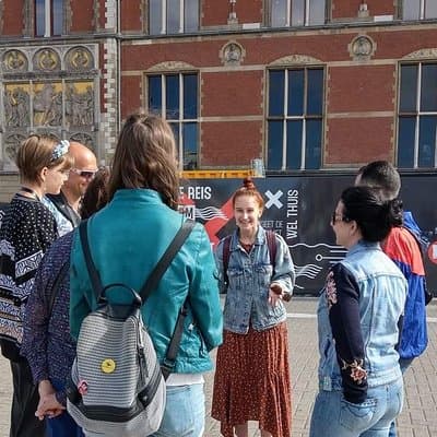 Private tour: Your own Amsterdam: walk through the old city 2