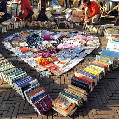 Private Half-Day Amsterdam Market Tour by Bike 2