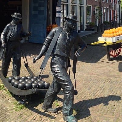Half-Day Edam and Volendam Private Walking Tour from Amsterdam