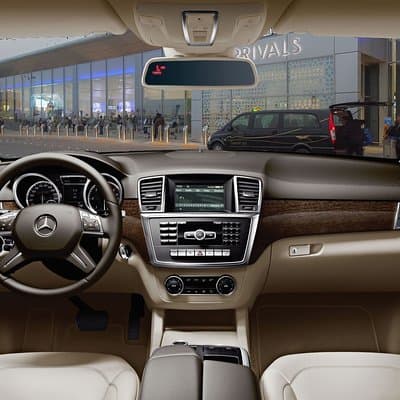 Private Transfer from Manhattan to Newark Liberty Airport (EWR)