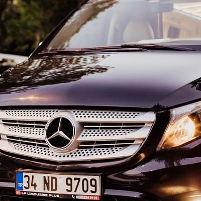 Fat Taxi - Private London Heathrow Airport (LHR) Transfer to W1 5