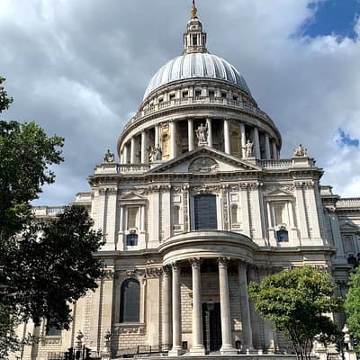 Private Custom Walking Tour: Half Day Sightseeing Tour of London 3