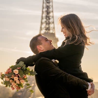Private Guided Professional Photoshoot by the Eiffel Tower 2