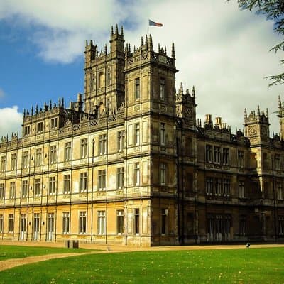 London: Private Tour to Stonehenge and Highclere Castle 5