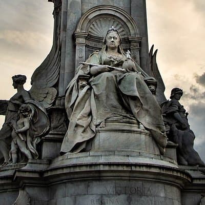 London: Royal London & Windsor Castle by Train Tour 5