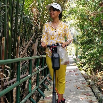 Take a E-Scooter Ride in Bangkok's Jungle 3