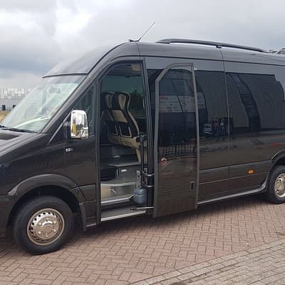 Taxi minibus Transfer Amsterdam Hotel to cruise port Amsterdam 5