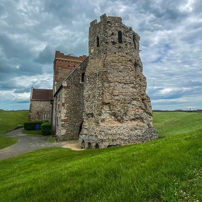 Private Tour to Canterbury, Dover Castle & Chilham