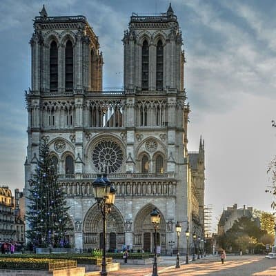 Private ONE WAY transfer from/to Paris CDG from/to Paris city 4