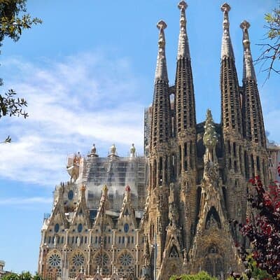 Gaudí and Modernism - Private Walking Tour