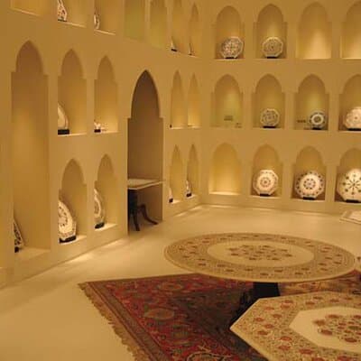 Abu Dhabi Grand Mosque, Etihad Towers & Royal Palace Visit from Dubai 4