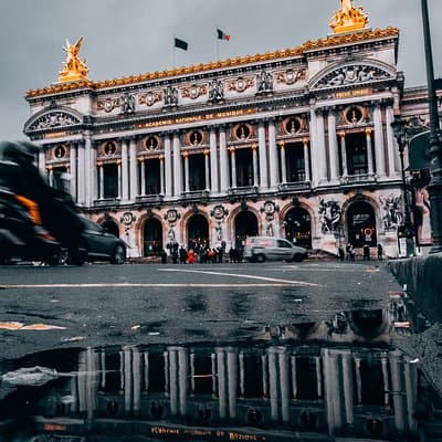 Fascinating Architecture of Paris on Private Tour with a local 4