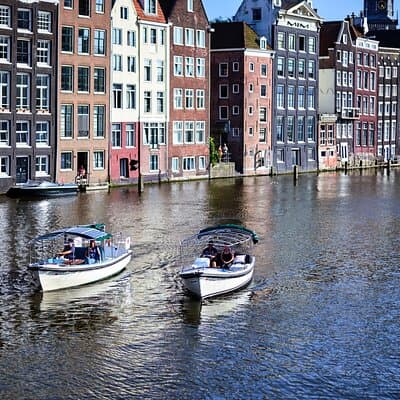 Short canal trip in German: Amsterdam in an hour 2