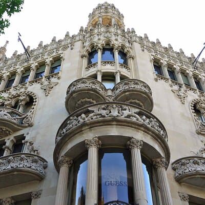 Gaudí and Modernism - Private Walking Tour 4