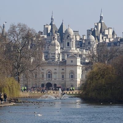 St James' & Mayfair - Private Tour of London's Royal & Aristocratic Villages