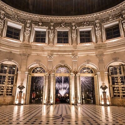 Chateau of Fontainebleau and Vaux le Vicomte 9-Hour Private Tour 3