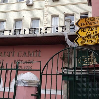 Istanbul Sahaba Tombs Tour