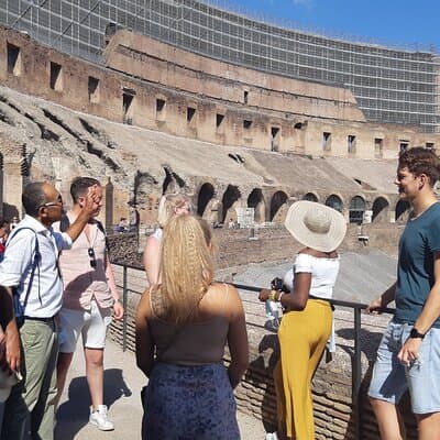 Private Colosseum Tour with Roman Forum & Palatine Hill 2