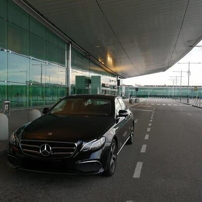 Private Transfer From Barcelona City to Barcelona Airport 4