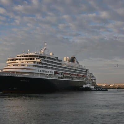 Amsterdam to IJmuiden Private Transfer 3