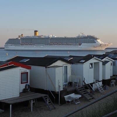 Amsterdam to IJmuiden Private Transfer 5