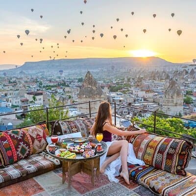3 Days 2 Nights Cappadocia Package Tour from Istanbul by Plane
