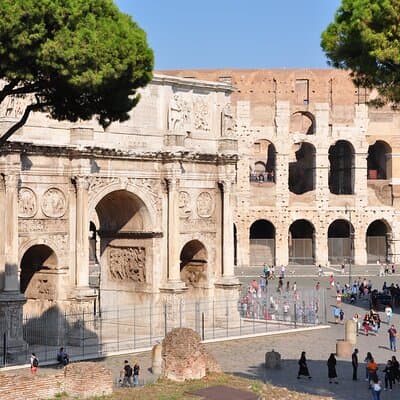PRIVATE Colosseum, Roman Forum and Palatine Hill tour 4