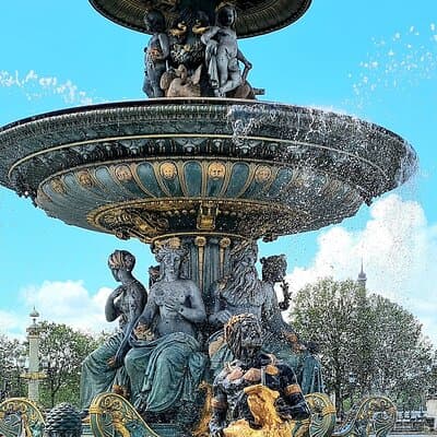 Drawing workshop/creative notebook & cultural walk in the Tuileries