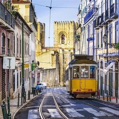 Lisbon: City Highlights Customizable Tour 4