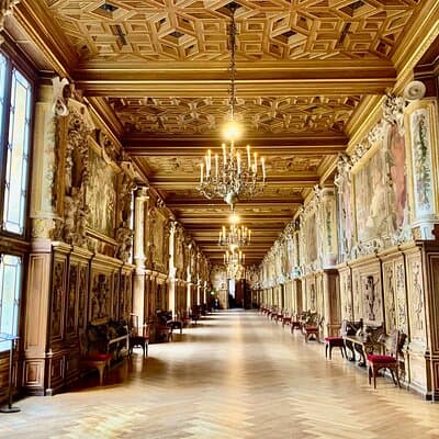 Private Tour in Fontainebleau Palace with Skip-The-Line Ticket 3