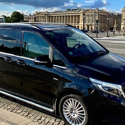 Private Full-Day Paris Tour: 7 Iconic Sights by Mercedes 3