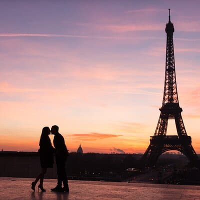 Private 2-Hour Eiffel Tower Photoshoot: 5+ Iconic Spots 4