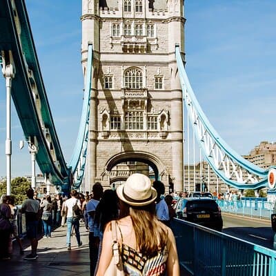 London Private History Tour with a Local Guide: Tailored to Your Interests 2