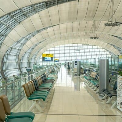 Private Transfer from Beauvais Airport to Paris 1-3 passengers 3