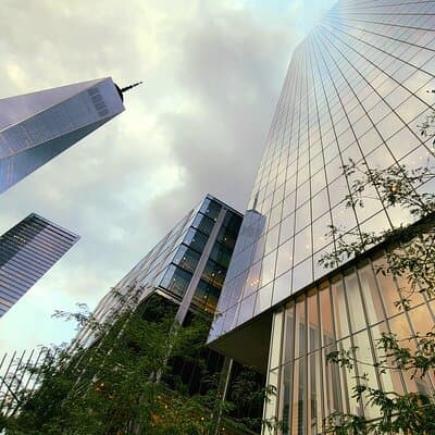 9/11 Memorial at World Trade Center and Financial District Walking Tour 3
