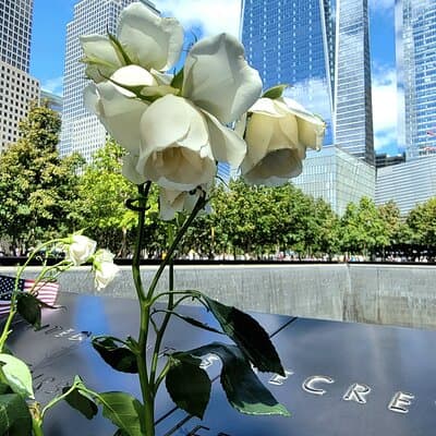 9/11 Memorial at World Trade Center and Financial District Walking Tour 4
