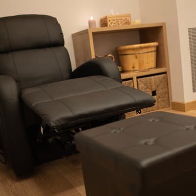 Thai Foot and Legs Massage of 30 min at THAI MASSAGE ALURA 3