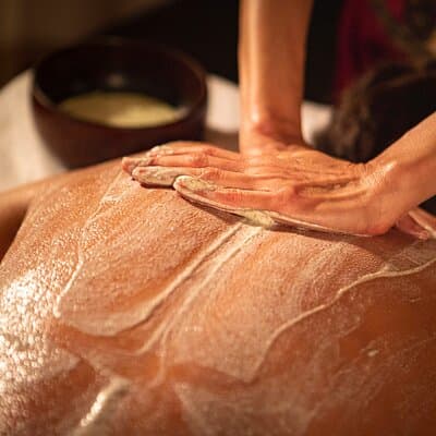 Exfoliating and Moisturizing Body Treatment of 60 min in THAI MASSAGE ALURA