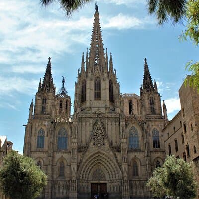 Barcelona walking tour Gothic Quarter and Ramblas+Boat trip 3