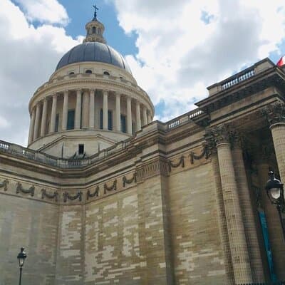 Treasure hunt in central Paris: from the Panthéon to the Louvre 5