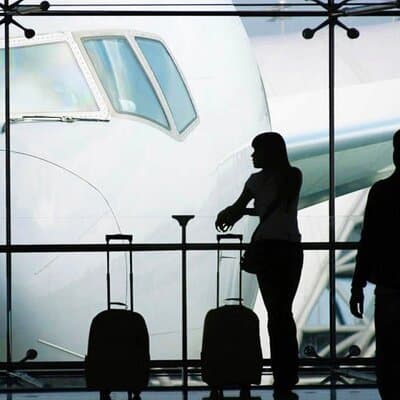Private Transfer from Paris to Charles de Gaule Airport for 1-3 persons 4