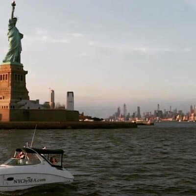 Best Private Luxury Sunset Boat Tour in New York City - 1 Hour 5