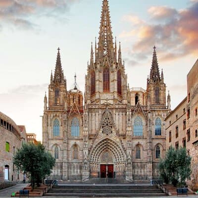 Full-Day Private Guided All Inclusive Barcelona Shore Excursion