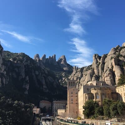Historical Montserrat Half-Day Hiking Tour from Barcelona