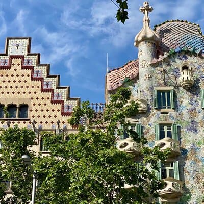 Gaudí and Barcelona Legends Walking Tour