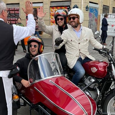 Private Sidecar Tour of Montmartre : Off the Beaten Path 5