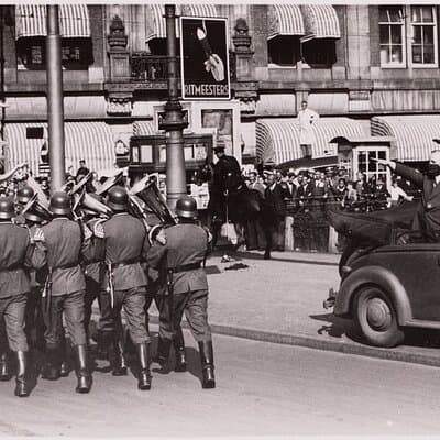 Amsterdam: World War II Private Walking Tour