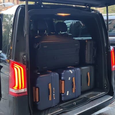 Premium Transfer from / to Airport and Port 5