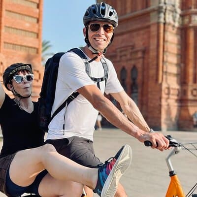 Sightseeing by Bike & Photo Shooting 4